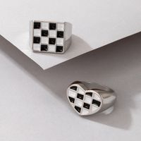 Hip-hop Simple Ring Black And White Heart Geometric Checkerboard Ring Two-piece main image 5
