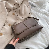 New Trend Simple Retro Bag Texture Shoulder Bag Fashion Casual Messenger Bag sku image 3
