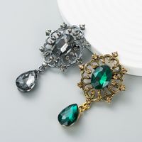 Korean New Fashion Rhinestone Flower Brooch Badge Pin Accessories Wholesale main image 1