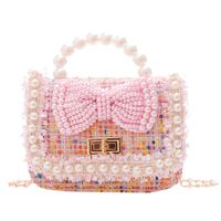 Autumn And Winter New Fashion Pearl Bowknot Woolen Children's Portable Messenger Small Square Bag main image 6