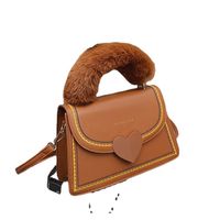 European And American Fashion Heart Lock Small Square Plush Handbag Messenger Bag main image 6