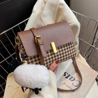 2021 New Fashion Autumn And Winter Houndstooth Shoulder Messenger Small Square Bag main image 5