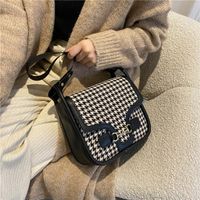 Retro Frosted Messenger Bag Fashion Trendy One-shoulder Personality Small Square Bag main image 3