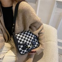 Retro Frosted Messenger Bag Fashion Trendy One-shoulder Personality Small Square Bag main image 4