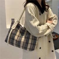 Large Capacity New Trendy Korean Plaid Shoulder Bag Texture Tote Bag main image 5