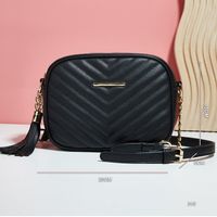 New Fashion Cross-body Bag Square Zipper Stripes Soft Surface Bag main image 5