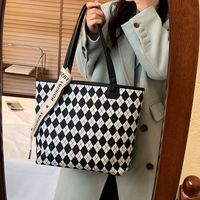 Autumn And Winter Large Capacity Casual Checkerboard Lattice Single Shoulder Bag main image 5