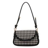 Autumn And Winter Houndstooth 2021 New Trendy Fashion Casual Shoulder Saddle Bag sku image 1