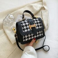 Temperament Handbags New Trendy Small Square Bag Personality Texture Shoulder Messenger Bag sku image 1