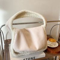 Fashion Large Capacity Shoulder New Winter Furry Frosted Fashion Casual Female Bag sku image 1
