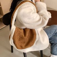 Fashion Large Capacity Shoulder New Winter Furry Frosted Fashion Casual Female Bag sku image 3