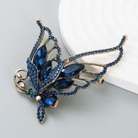 Korean Fashion Hollow Butterfly Brooch Jewelry Alloy Inlaid Rhinestone Creative Brooch sku image 2