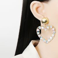 Romantic Personality Heart-shaped Female Stud Diamond Earrings main image 3
