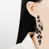 New Style European And American Leaf Brooch Shape Diamond Earrings main image 6