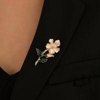 White Flower Brooch Korean Version Of Simple Gardenia Brooch main image 1