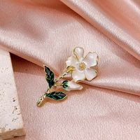 White Flower Brooch Korean Version Of Simple Gardenia Brooch main image 3