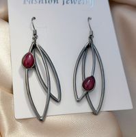 New Fashion Ruby Earrings Creative Leaf-shaped Long Earrings main image 3