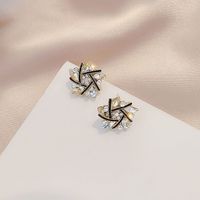 Lady Snowflake Exquisite Temperament Diamond Petal Earrings main image 4