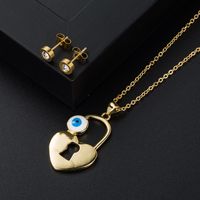 Personnalité De La Mode Nouveau Produit Créatif Collier Oeil De Diable Creux En Cuivre main image 5