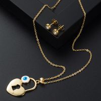 Personnalité De La Mode Nouveau Produit Créatif Collier Oeil De Diable Creux En Cuivre main image 6