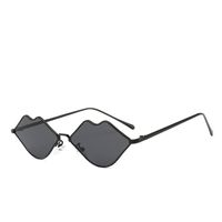 Hot-selling Retro Lip-shaped Metal Sunglasses Trend Street Fashion Sunglasses sku image 3