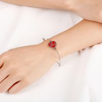 Bracelet Love Réglable En Acier Inoxydable Européen Et Américain En Forme De Cœur main image 3