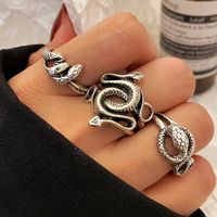 53468 Mushang Retro Snake Ring Ring Ring ، أوروبا والولايات المتحدة ، والأزياء عبر الحدود ، وخاتم الثعبان ، وخاتم الثعبان الرجعي الشرير main image 1