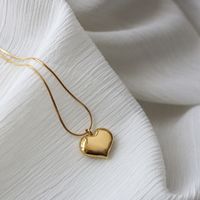 Fashion Solid Smooth Peach Heart Pendant Titanium Steel Necklace sku image 1