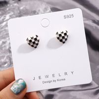 Fashion Black And White Plaid Exquisite Heart-shaped Women's Earrings main image 3