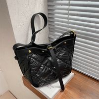 Fashion Pu Soft Leather Women's Bag Messenger Bag Solid Color Rhombus Shoulder Bag main image 1