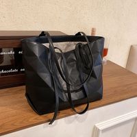 Large Bag Female Autumn And Winter Shoulder Female Bag Solid Color Rhombus Hand Bag main image 4