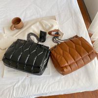 New Chain Tote Bag Large Capacity Shoulder Messenger Bag Wholesale main image 5
