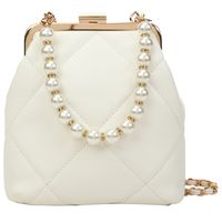 Female Bag 2021 New Trendy Fashion Chain Messenger Bag Pearl Handle Clip Bag main image 6