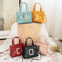 Trend Handbags Solid Color Crocodile Pattern Messenger Bag Metal Decoration Fashion Shoulder Bag main image 1