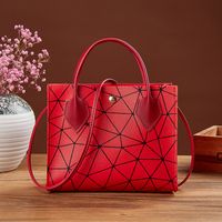2021 Fashion Women's Bag Trend Snake Pattern Solid Color Practical Shoulder Bag main image 5