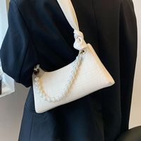 2021 Pearl Fashion Handbags Crocodile Pattern Solid Color Underarm Bag Wholesale main image 3