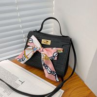 Women's Silk Scarf Bag Fashion Trend Crocodile Pattern Bow One-shoulder Kelly Bag sku image 3
