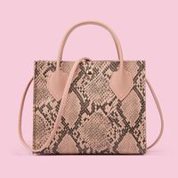 2021 Fashion Women's Bag Trend Snake Pattern Solid Color Practical Shoulder Bag sku image 3