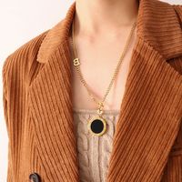 Long Fashion Black White Double-sided Pendant Sweater Chain  New Jewelry main image 4