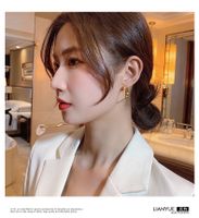 Boucle D&#39;oreille Coréenne Femme Automne Et Hiver 2022 Nouvelles Boucles D&#39;oreilles Dorées main image 3