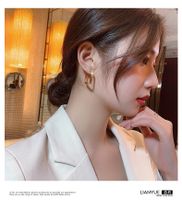 Boucle D&#39;oreille Coréenne Femme Automne Et Hiver 2022 Nouvelles Boucles D&#39;oreilles Dorées main image 7