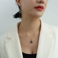 Europäische Und Amerikanische Grüne Zirkonia Smaragdgrüne Kristallstein-ohrringe Halskette main image 5