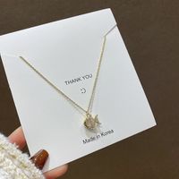 Collier Pendentif Poisson Coréen Clouté De Diamants Chaîne De Clavicule En Acier Titane Féminin sku image 1