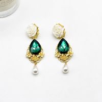 Baroque Retro Emerald Earrings White Porcelain Flower Pearl Pendant Long Earrings sku image 1