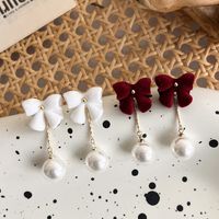 Autumn And Winter Red Velvet Bowknot Pearl Earrings main image 3