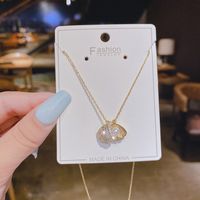 Neue Koreanische Perlenherzanhänger Kreative Schlüsselbeinkette Aus Titanstahl main image 5