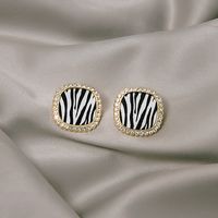 Fashion Fabric Checkerboard Stripes Black And White Geometric Retro Stud Earrings main image 4