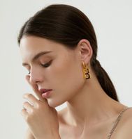 Einfache B-buchstabe Übertrieben Neue Mode Einfache Ohrringe main image 4