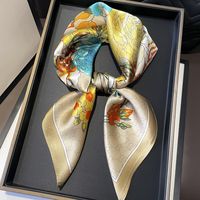 2022 Spring And Autumn Flower Print Small Square Scarf Champagne Scarf main image 1