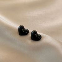 S925 Silver Needle Love ، مسمار الأذن النسائية متعددة الاستخدامات ، تصميم بسيط ، أقراط عتيقة ، صغيرة ، شخصية ، أذنين بالجملة sku image 1